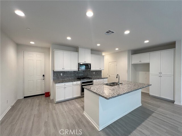 Building Photo - 7292 Medley Ln