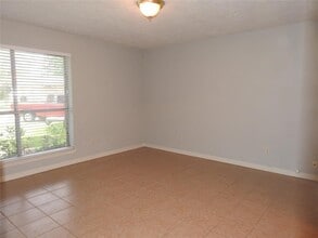 Building Photo - 19902 Bishops Gate Ln