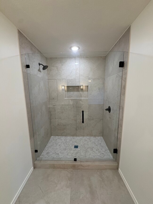 Building Photo - 4625 Barwick Dr