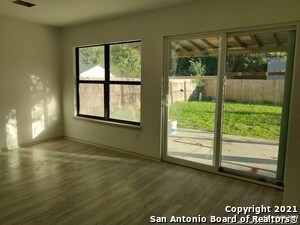 Building Photo - 9870 Sunset Pl
