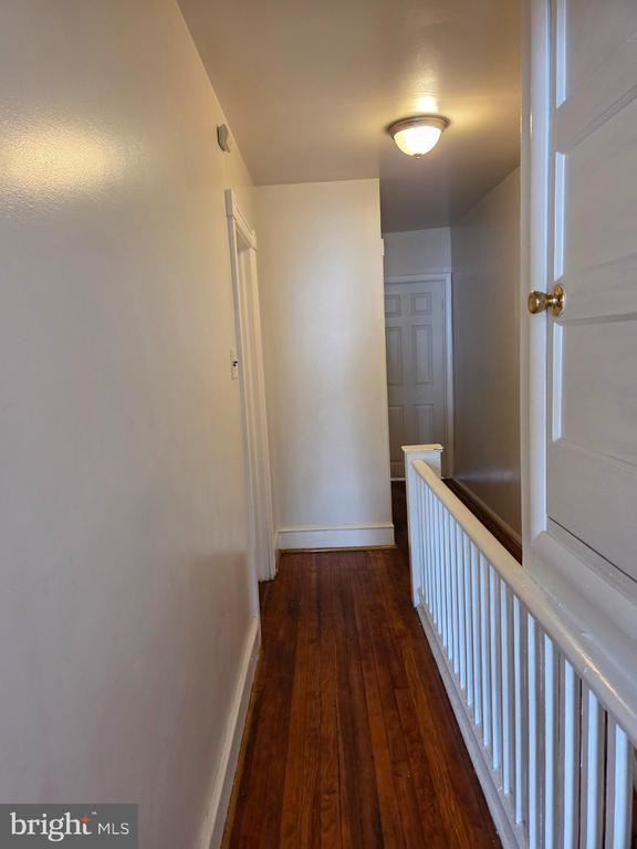Building Photo - 4013 Creston St