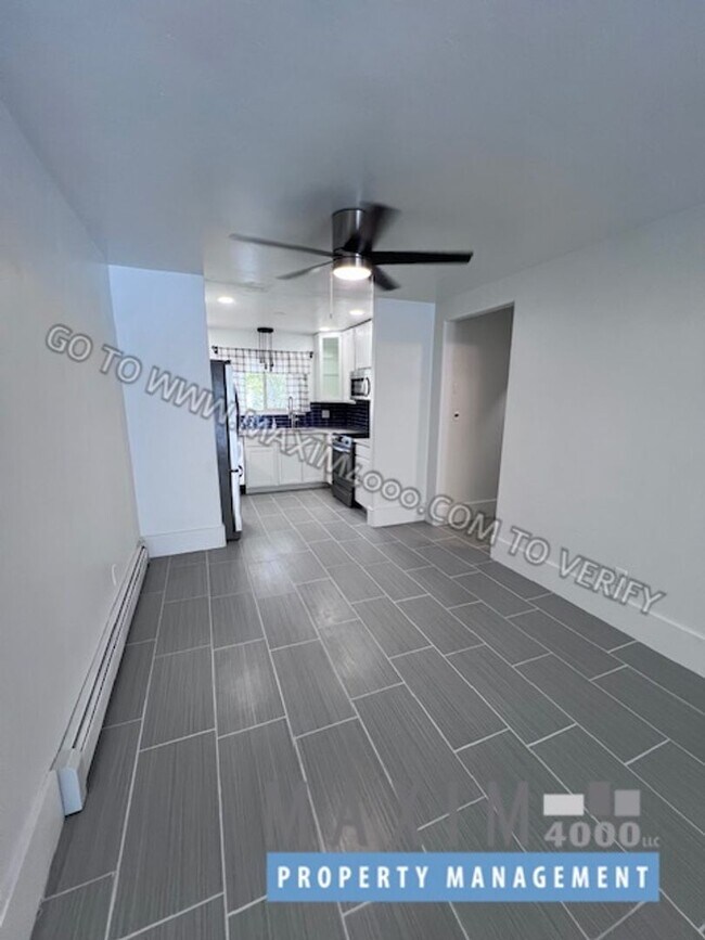 Building Photo - 373 Ridges Blvd