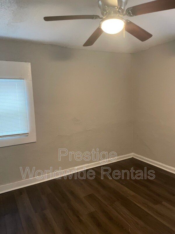 Building Photo - 1034 Brooks Rd