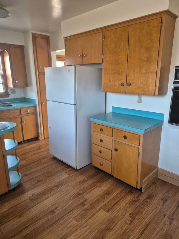 Foto del edificio - 2230 Evergreen St NE