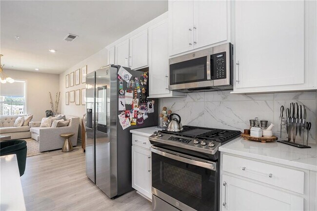 Foto del edificio - 1400 Ridgebend Way SE
