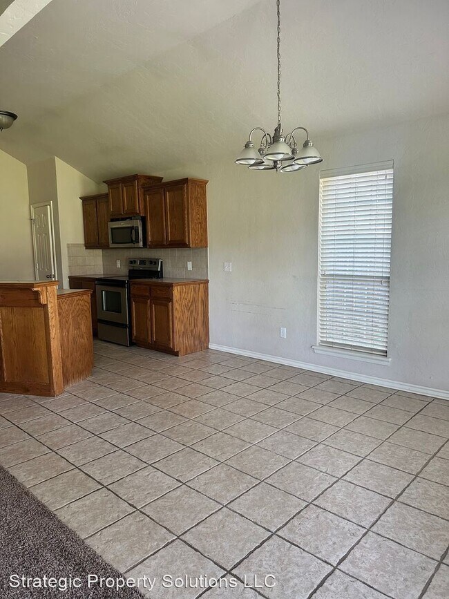 Building Photo - 3 br, 2 bath House - 9411 Orchard Blvd