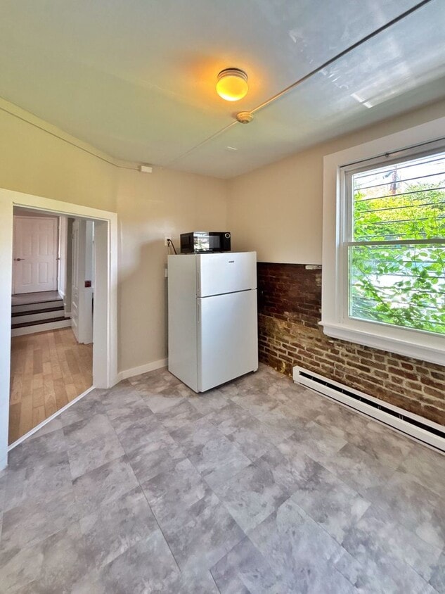 Foto principal - For Rent – Renovated 1 Bedroom, 1 Bathroom...