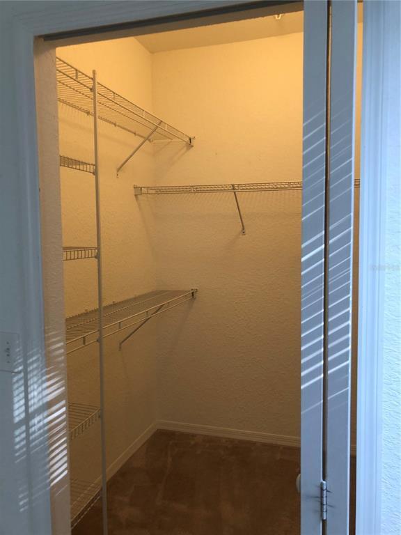 Foto del edificio - 6149 Metrowest Blvd