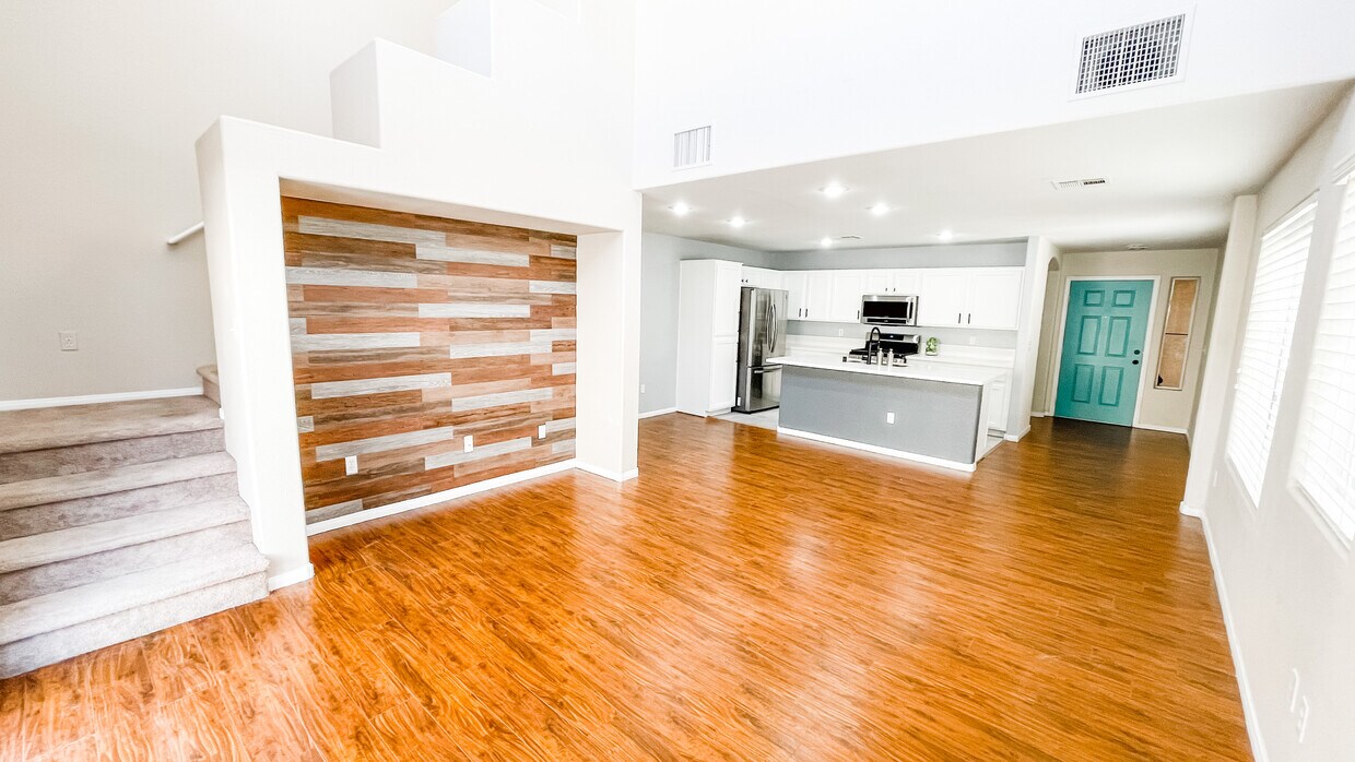 Foto principal - 4968 Dodge Ridge Ave