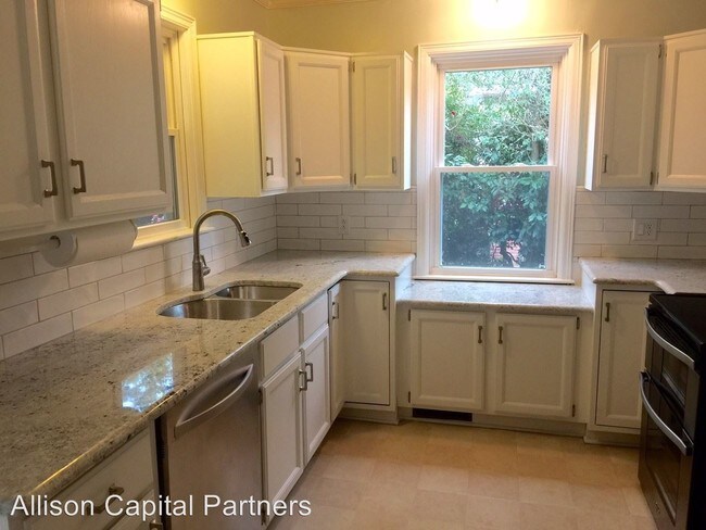Building Photo - 3 br, 2 bath House - 700 Rush Road