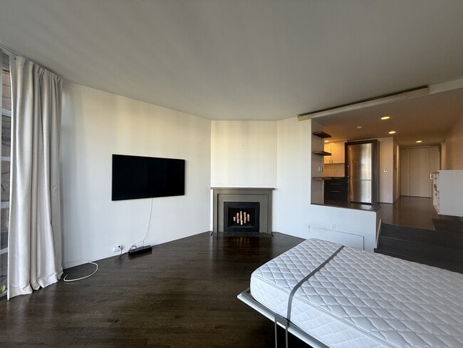 Photo - 1255 California St Townhome