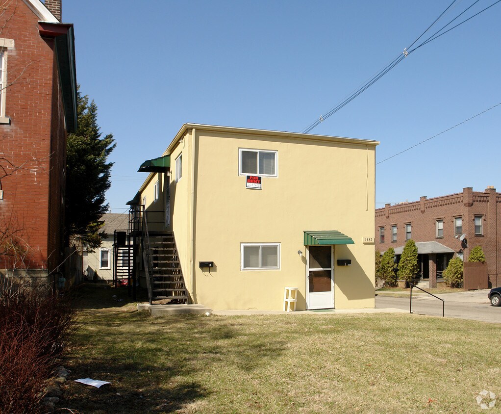 Foto del edificio - 1485 Summit St