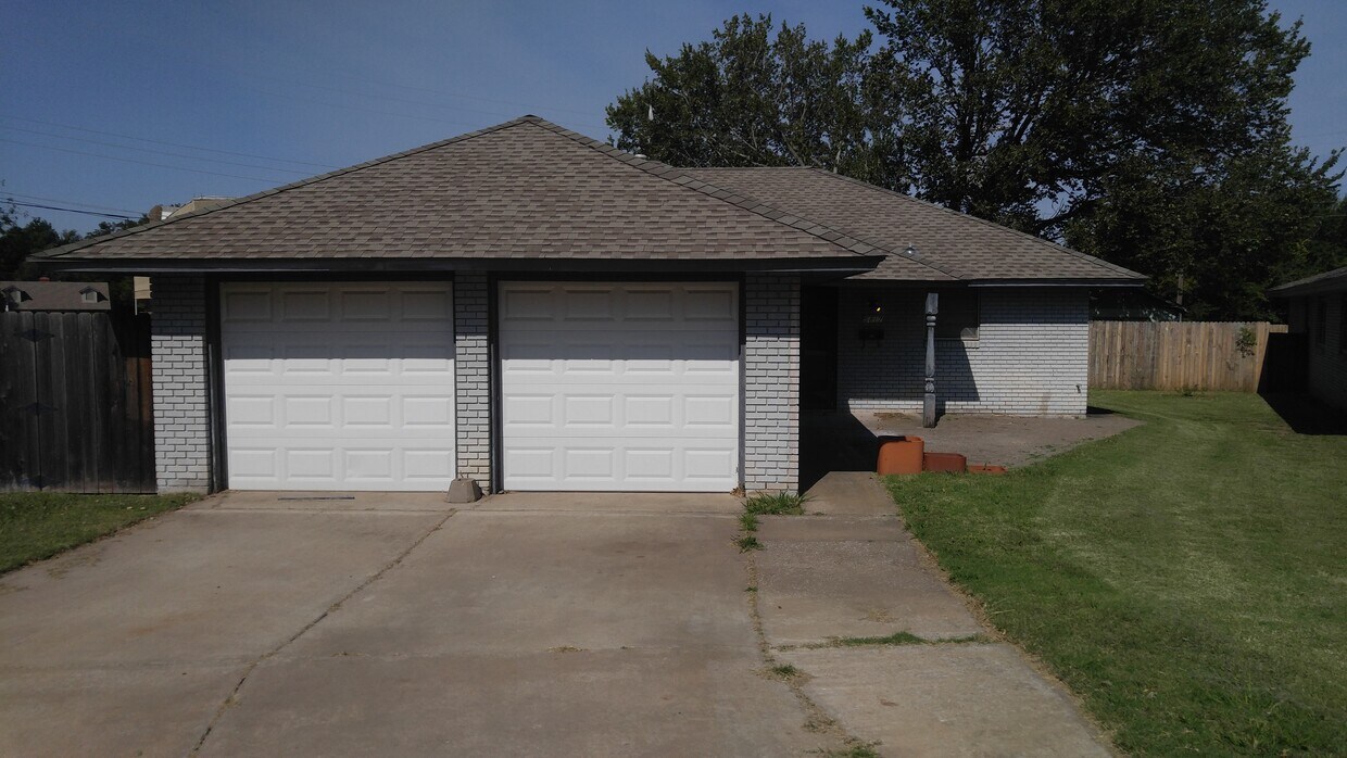 5817 NW 45th St, Warr Acres, OK 73122 House Rental in Warr Acres, OK