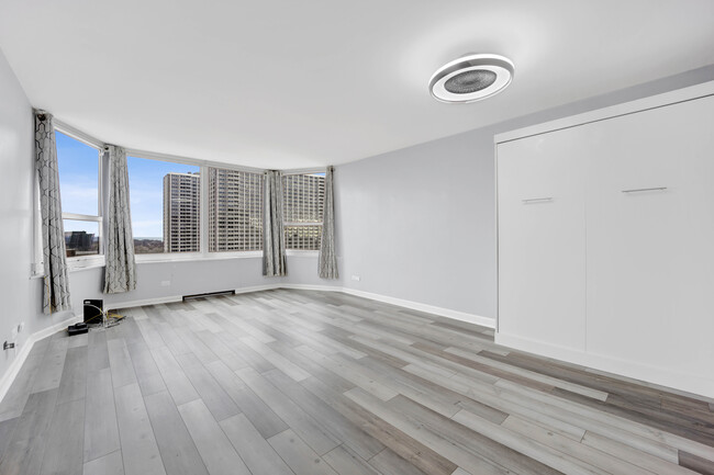 Foto del edificio - 720 W Gordon Ter