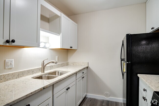 1HAB, 1BA - de lujo - 730SF - Cornerstone Townhomes