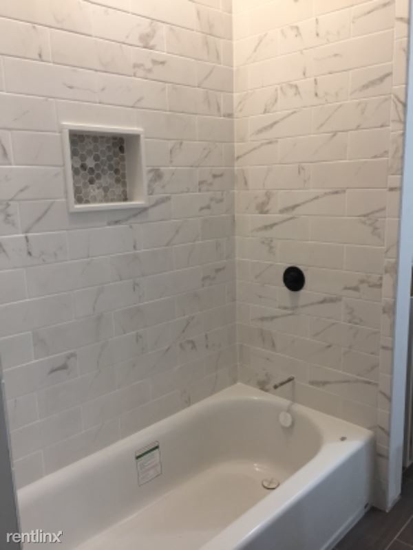 Building Photo - 3 br, 2 bath Apartment - 262 Cypress St