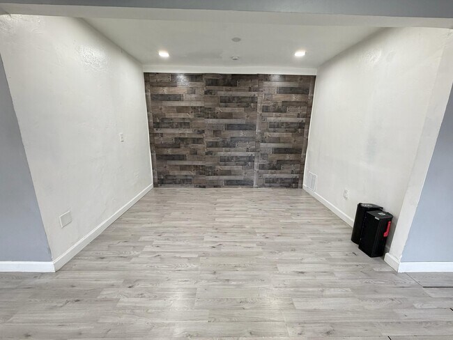 Foto del edificio - 14930 NW 16th Dr