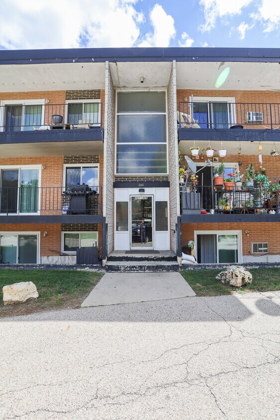 100 Marlene Ct, Wauconda, IL 60084 House Rental in Wauconda, IL