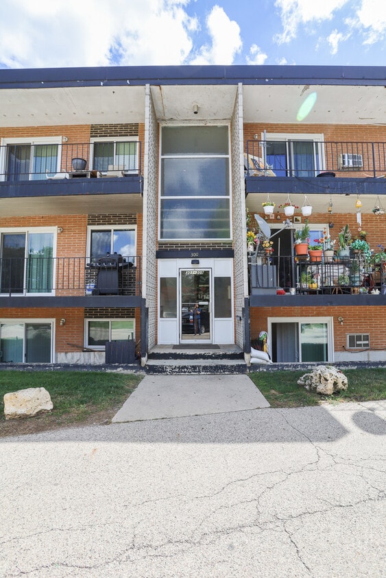 300 Marlene Ct, Wauconda, IL 60084 House Rental in Wauconda, IL