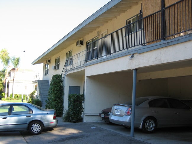 Building Photo - 4975 Kester Ave