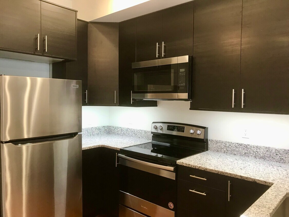 Foto principal - 3007 Sidney St