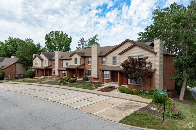 Building Photo - Chesterfield Village Townhomes