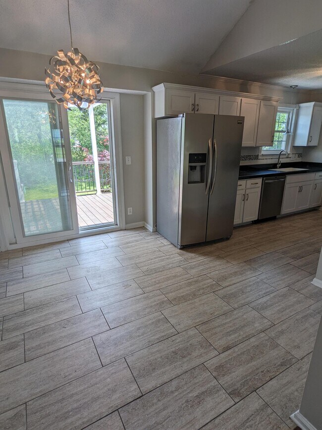 Building Photo - 806 Odom Ct