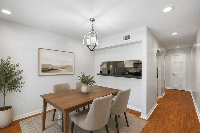 Building Photo - 12633 Memorial Dr