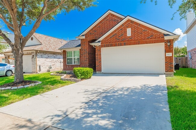 Building Photo - 18123 Almond Place Lane