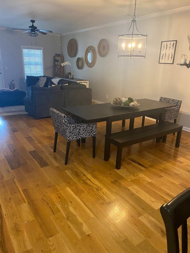 Foto del edificio - 500 Port Laz Ln