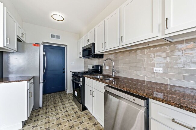 Foto del edificio - 7301 N Sheridan Rd