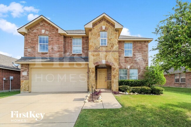 Building Photo - 5704 Mountain Bluff Dr