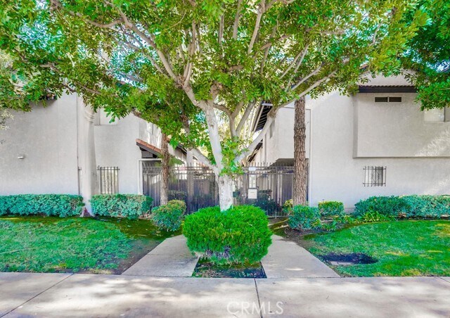 Primary Photo - 21644 Belshire Ave