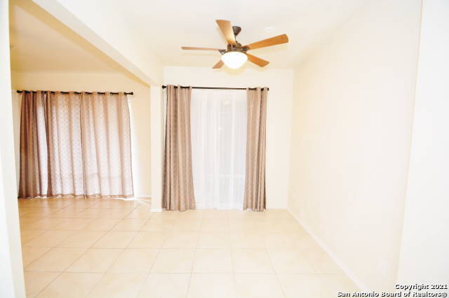 Foto del edificio - 7709 Broadway