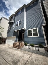 Building Photo - 1431 W 25th St