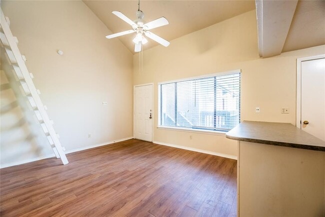 Foto del edificio - 601 Nelray Blvd