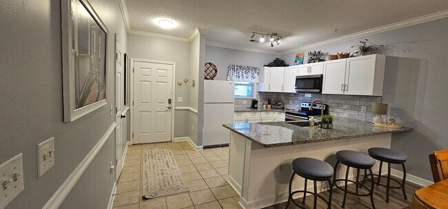 Building Photo - 304 Kiskadee Loop