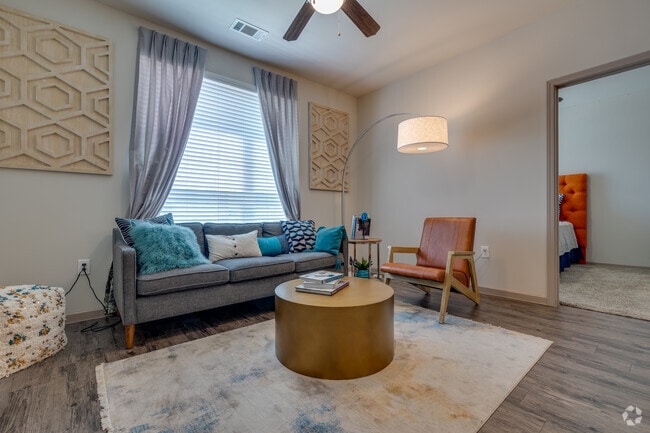 2BR/2BA- 953SF - The Maywood Apartments