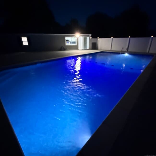 Building Photo - 29 Blueberry Hill Rd