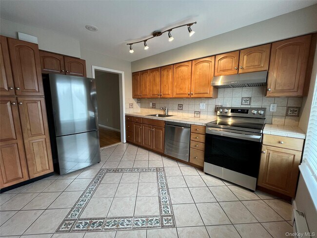 Foto del edificio - 11 Wildwood Rd