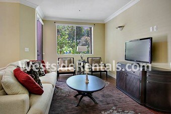 Foto principal - 4470 Woodman Ave