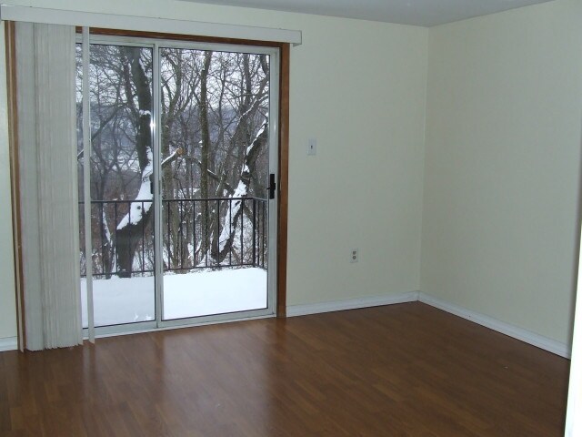 Briarcliff Townhomes Youngwood, PA