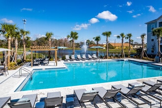 Building Photo - The Hudson