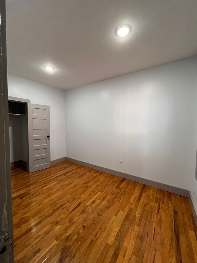 Foto del edificio - 206 Myrtle Ave