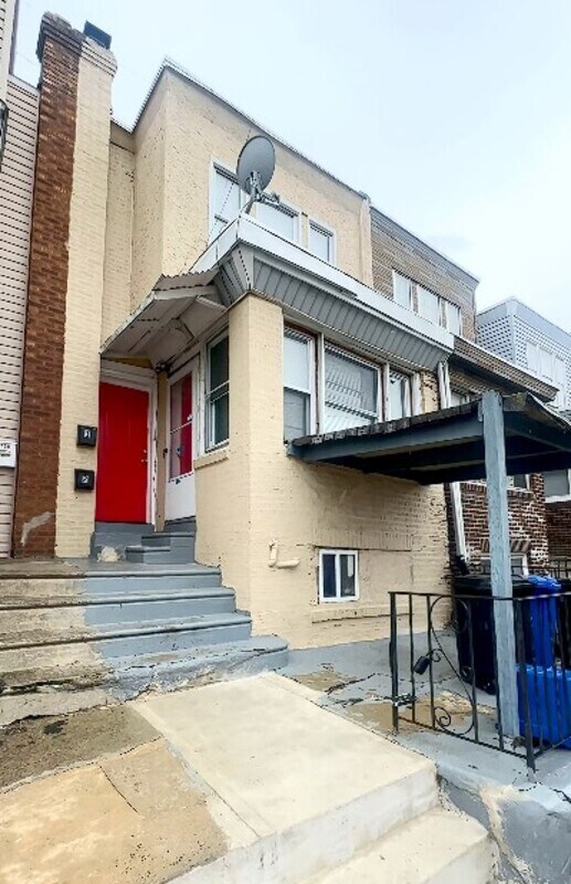 Foto del edificio - 1702 Wagner Ave