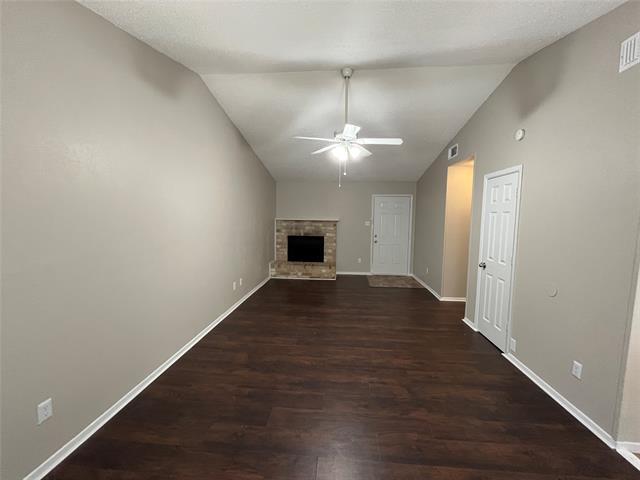 Building Photo - 232 Prairie Grove Dr