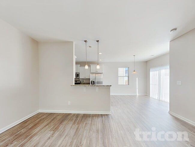 Foto del edificio - 519 Knothole Ln