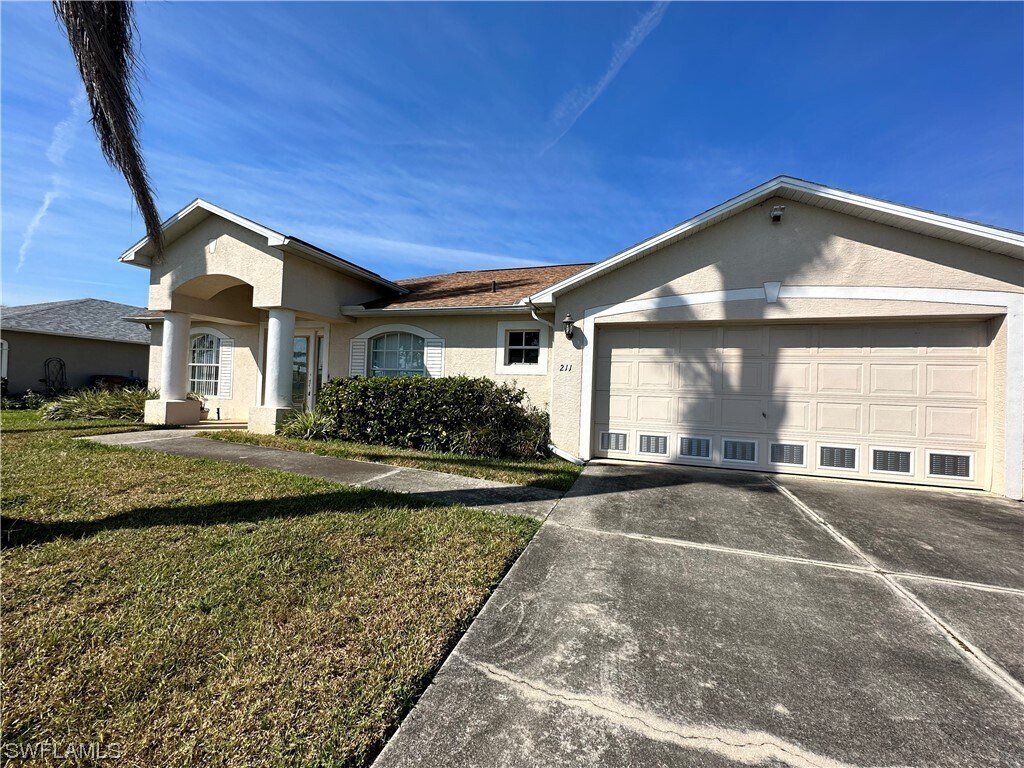 211 SE 43rd Ln, Cape Coral, FL 33904 House Rental in Cape Coral, FL