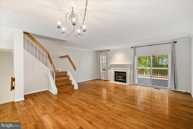 Foto del edificio - 8316 Linden Oaks Ct