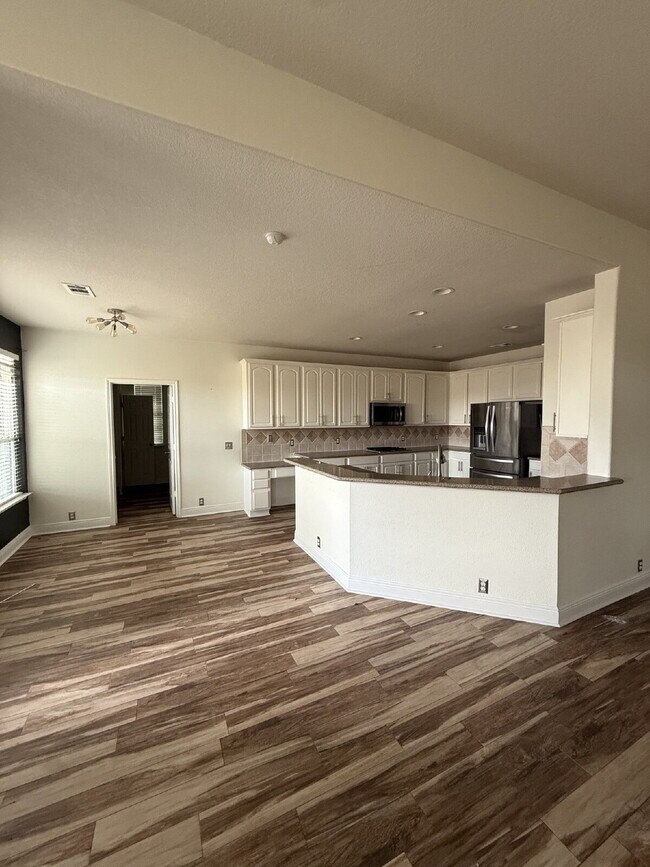 Foto del edificio - 11602 Canyon Mills Dr